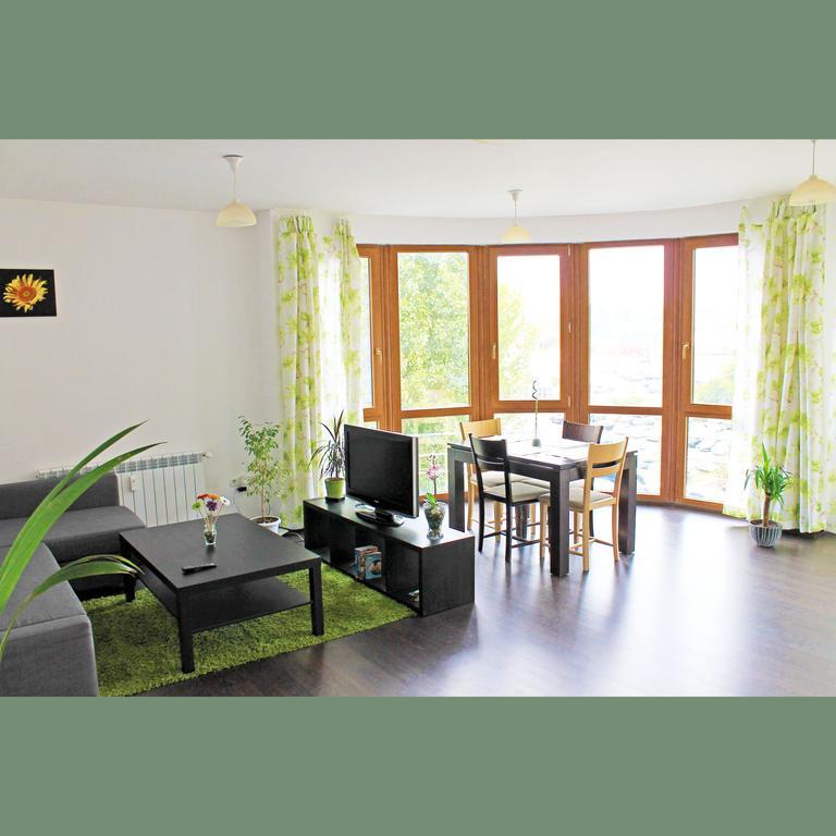 Flora Apartment Centrum Sofia Eksteriør bilde