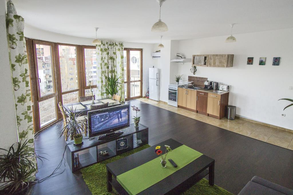 Flora Apartment Centrum Sofia Eksteriør bilde